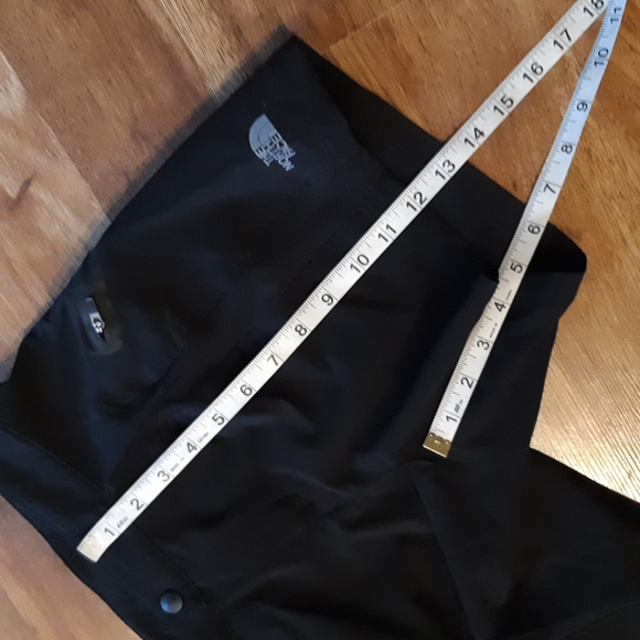 The north face apex flight series athletic workout hiking black shorts womens - Picture 9 of 9